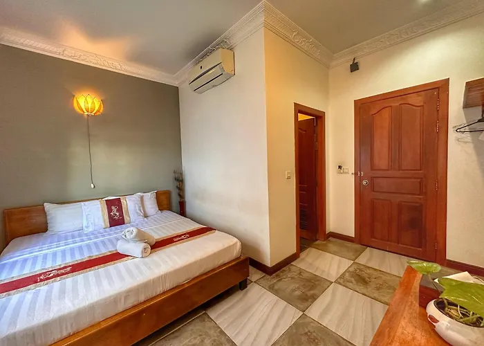 Um Theara, 3* Siem Reap