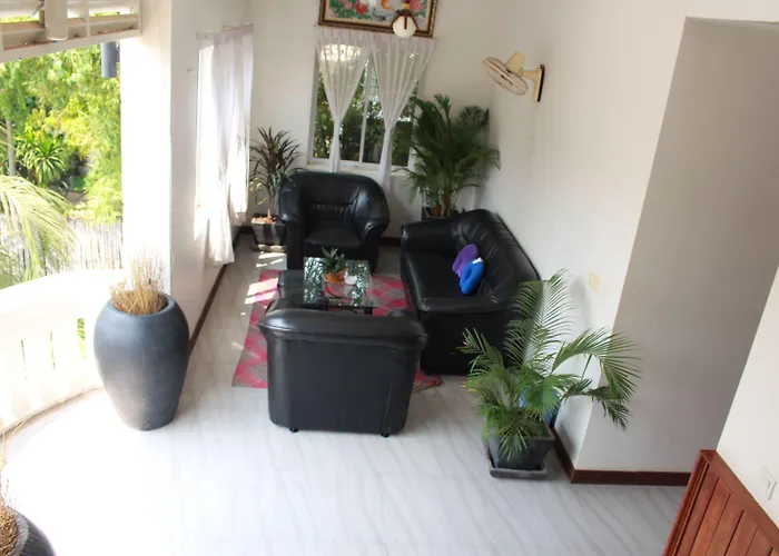 Hotel Um Theara,
