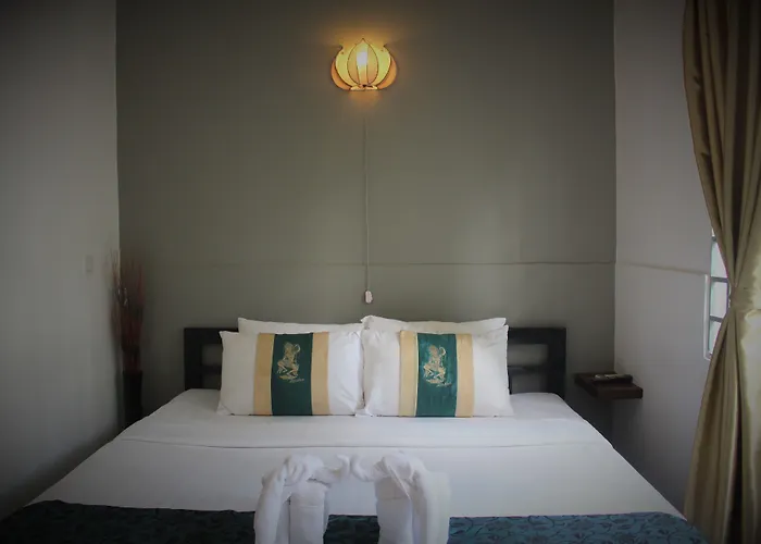 Hotel Um Theara, 3*