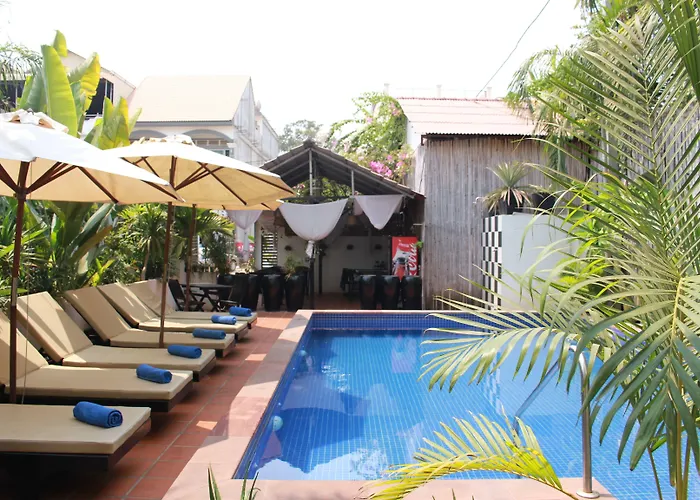 Hotel Um Theara, 3*